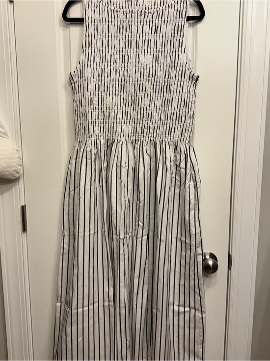 Madewell Dresses & Skirts - Women’s Madewell White Striped Smocked Maxi Dress